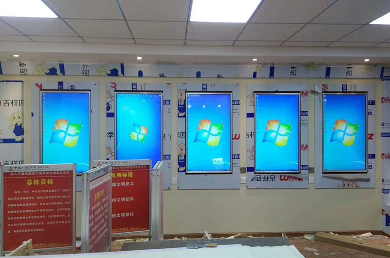 42寸 室內(nèi)壁掛廣告機
