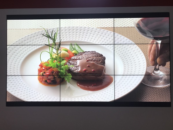 武漢光谷某線下體驗(yàn)店46寸3x3